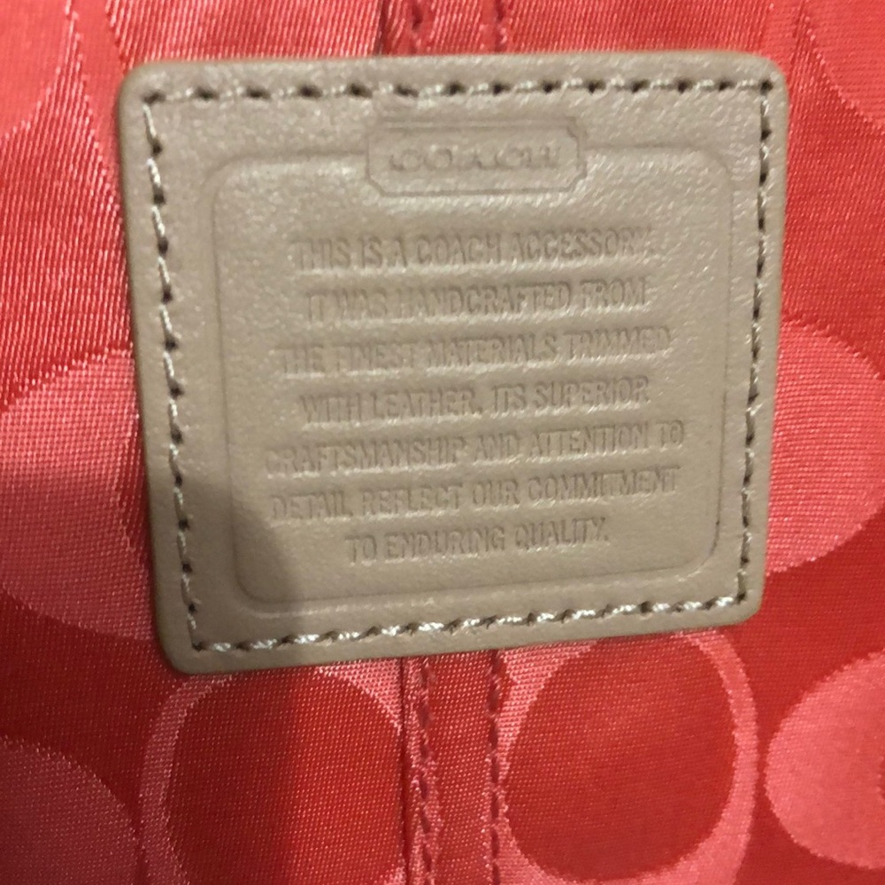 Coach Weekender Color Block Zip Pouch - Coral & Raspberry - Picture 2 of 9